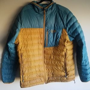 Men's mountain hardware down jacket
